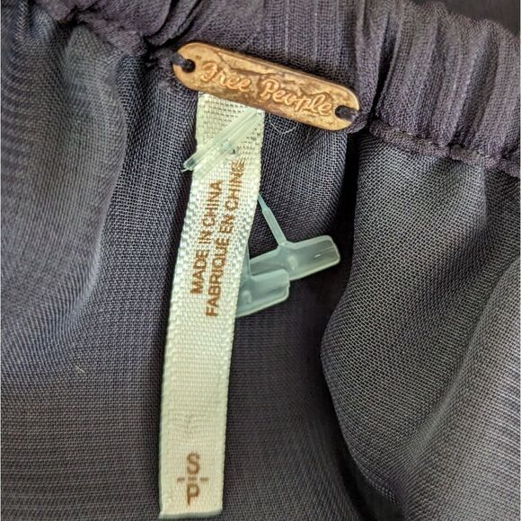 Free People Ruffled Off Shoulder Whimsygoth Babydoll Dress Women's sz S Black - Picture 8 of 9